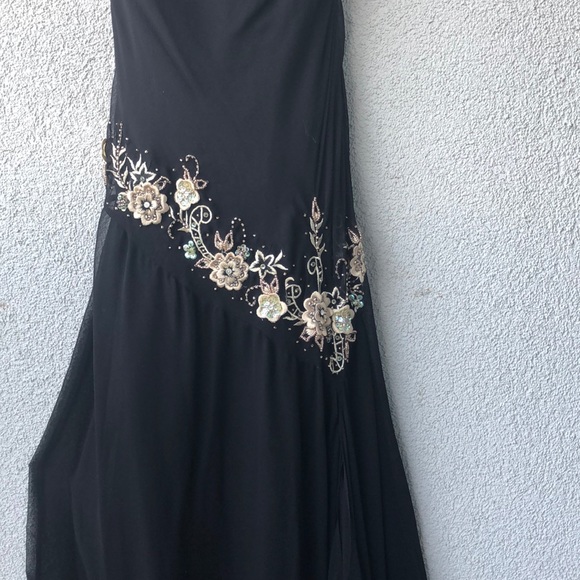 NEW WOMENS DRESS - Picture 5 of 9